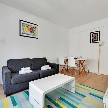 Bright Flat - 1br 4p - Javel